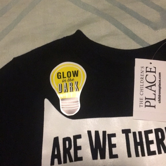 🚫SOLD🚫NWT 12-18 mo glow in the dark T - Picture 3 of 3
